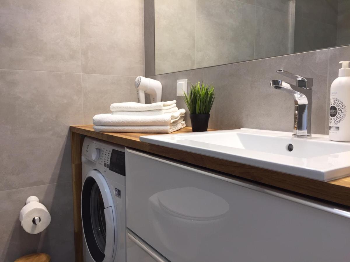 Baltic Comfort Spa Apartment With Free Pool, Saunas & Fitness - Kasprowicza 20 Колобжег Экстерьер фото