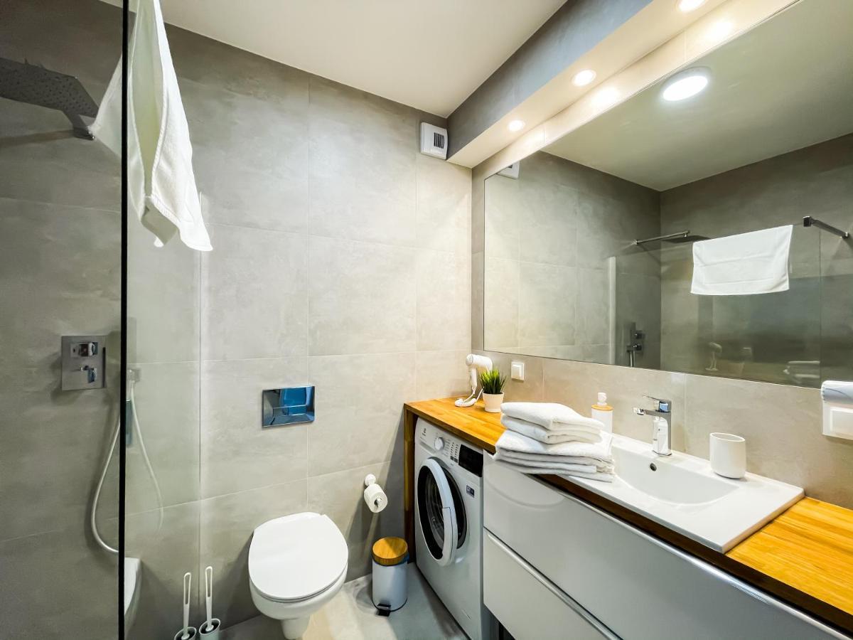 Baltic Comfort Spa Apartment With Free Pool, Saunas & Fitness - Kasprowicza 20 Колобжег Экстерьер фото
